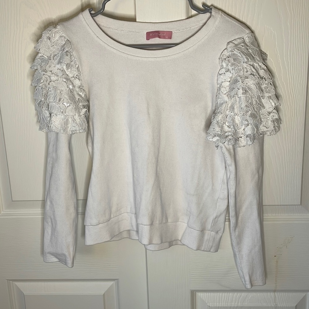 JJ’s Fairyland White Sweater with Frilled Shoulders size Medium